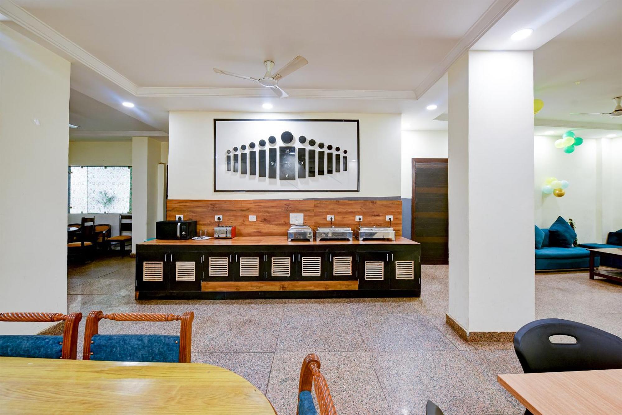 Square Plaza At Airport Maison d'hôtes New Delhi